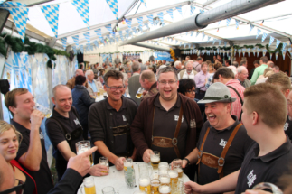 Oktoberfest_Eichen_3